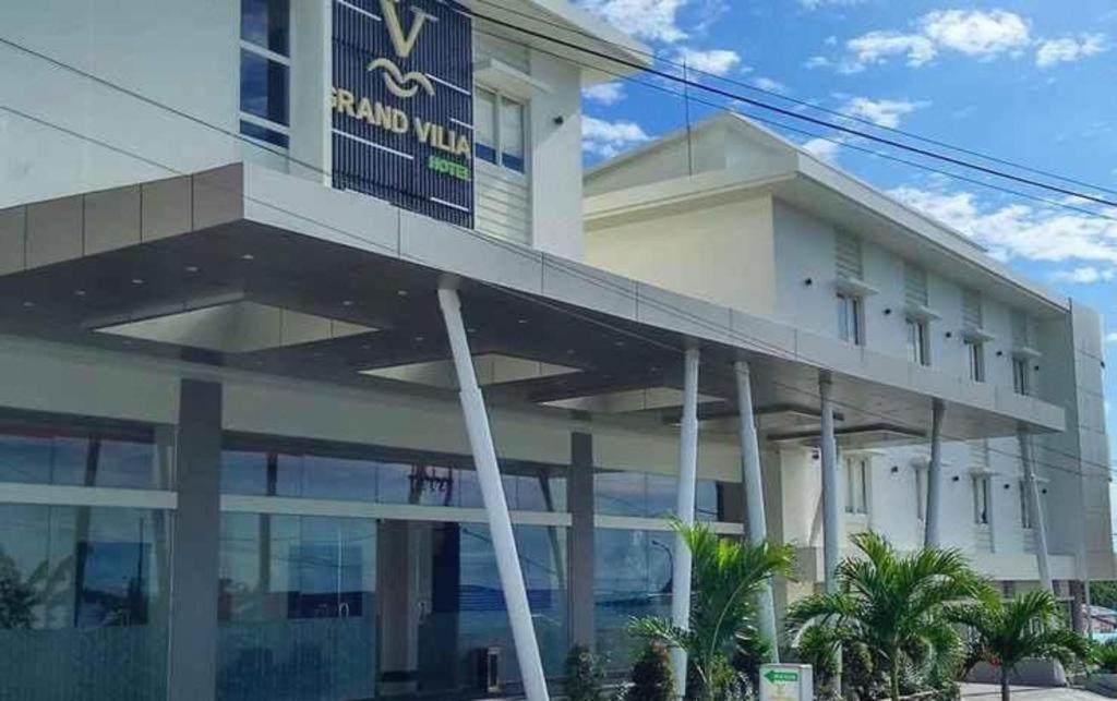 Grand Vilia Hotel Langgur Buitenkant foto