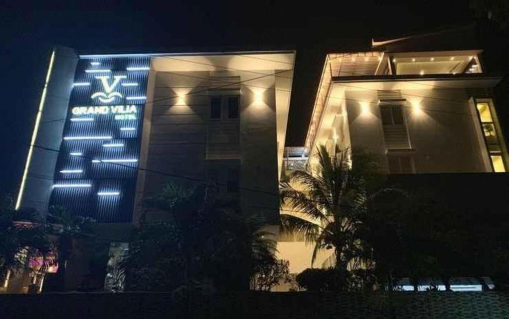 Grand Vilia Hotel Langgur Buitenkant foto